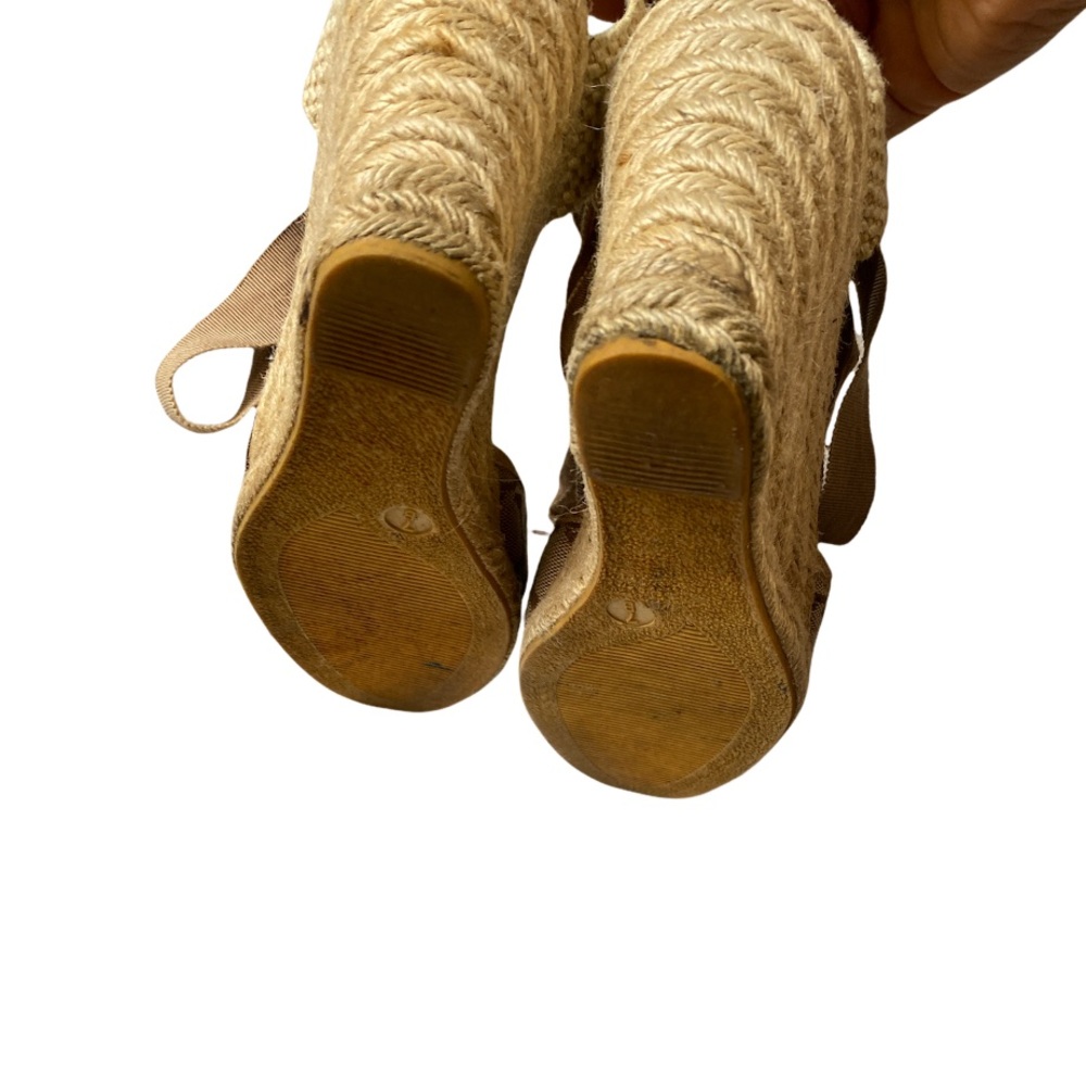 Coach wedges in neutral color. Brown lace up - Picture 5 of 6